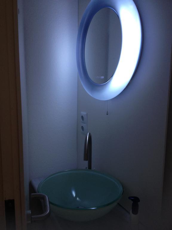 Business Hostel Wiesbaden One Екстер'єр фото