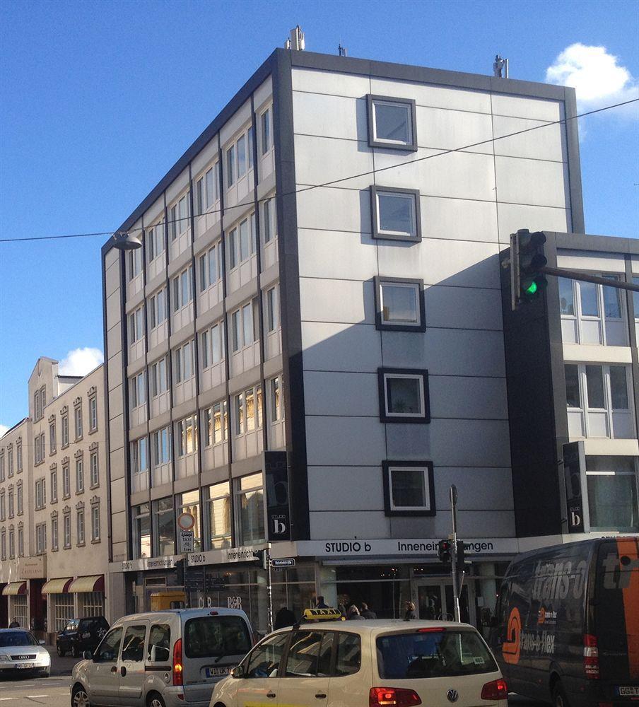 Business Hostel Wiesbaden One Екстер'єр фото