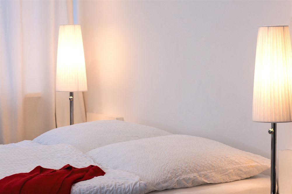 Business Hostel Wiesbaden One Екстер'єр фото
