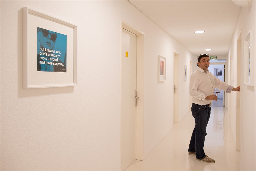 Business Hostel Wiesbaden One Екстер'єр фото